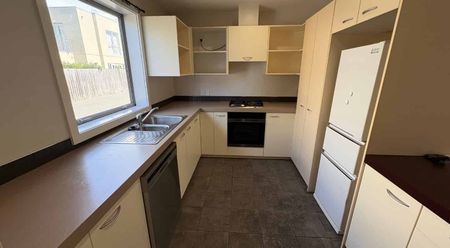 Addington, 3 bedrooms - Photo 3