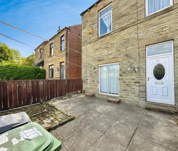 2 bedroom end of terrace house to rent - Photo 4