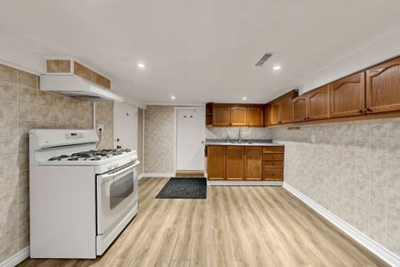 For Lease - 150 Osler Street Unit# Bsmt, Toronto, Ontario - Photo 5