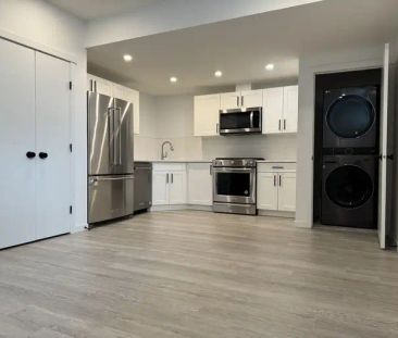 Modern Secondary Suite for Rent – Private Entrance & Utilities Incl... - Photo 1