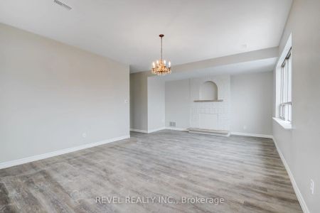 2095 Dufferin Street N #2nd Floor - Photo 3