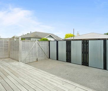 Effortless Living For Rent - Photo 3