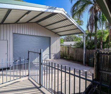 CHARACTER-FILLED LIVING WITH SHED, RUMPUS & AIR CONDITIONING THROUG... - Photo 2