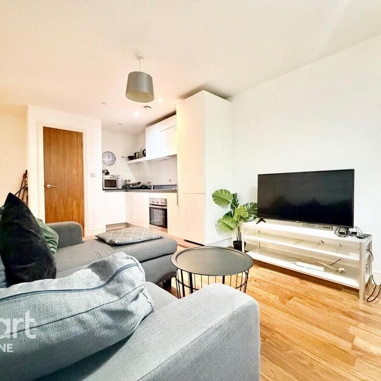 1 bedroom apartment to rent - Photo 1