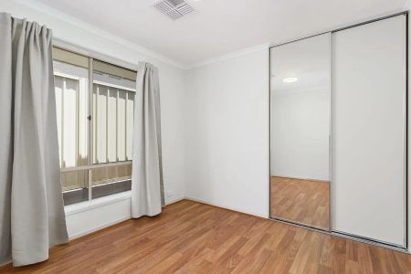 “Spacious family home in Dovar Gardens!” - Photo 3