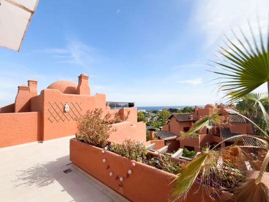 Atico en alquiler en Marbella - Photo 1