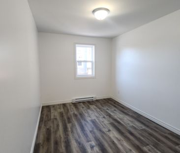 For Lease - 9 Queen Street Unit# 205, Springwater, Ontario - Photo 5