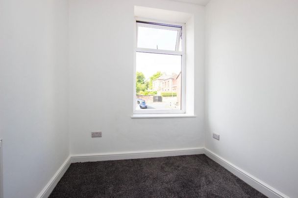 3 bedroom House To Let Total Size: 905 SQ FT - Photo 1