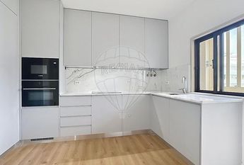 Apartamento T3 em Lisboa