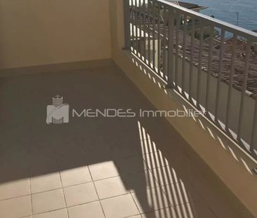 2/3 PIECES MEUBLE TERRASSE VUE PANORAMIQUE ROQUEBRUNE - Photo 1