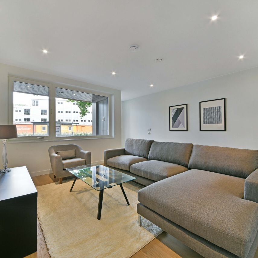 3 bedroom apartment to rent - Photo 1