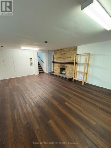 4130 Lawrence Avenue E – Toronto E10, Ontario - Photo 5