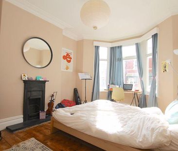 3 bedroom terraced house to rent - Photo 6