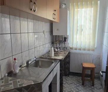 spatiu comercial de inchiriat 3 camere micro 9 statia Caraiman - Fotografie 5