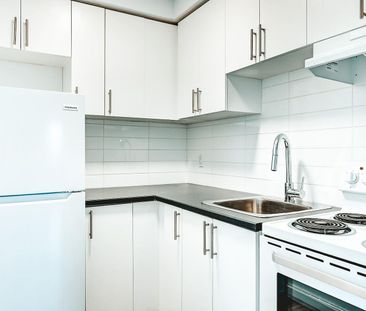 - Rue d'Avila, Montréal, QC - Photo 4