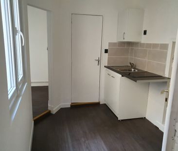 Location Appartement 1 pièce 12m² POITIERS 86000 - Photo 4