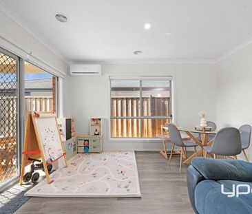 Upgraded & Future Retail Convenience 2 mins Walk and New Melton Hos... - Photo 3