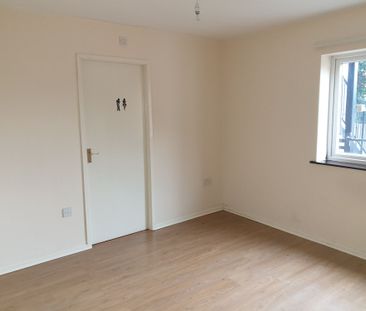 Flat 5, 12 Avenue Road, Doncaster - Photo 2