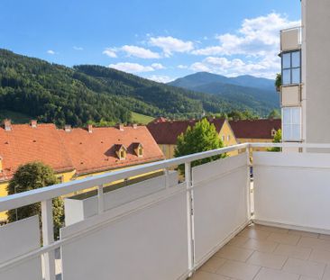 Gemütliche 2-Zimmer-Wohnung mit Balkon und Fernblick - Photo 6