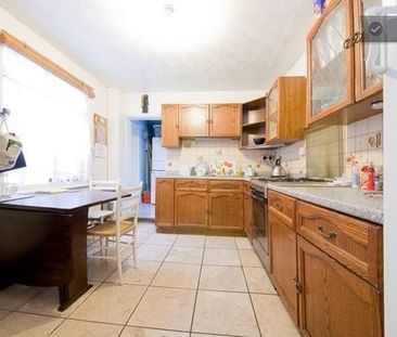 Room in a Shared House, Hawstead Road, SE6 - Photo 4