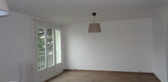 Appartement à louer 4 pièces 69.57m² - Photo 2