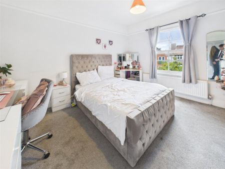 3 bedroom maisonette to rent - Photo 5