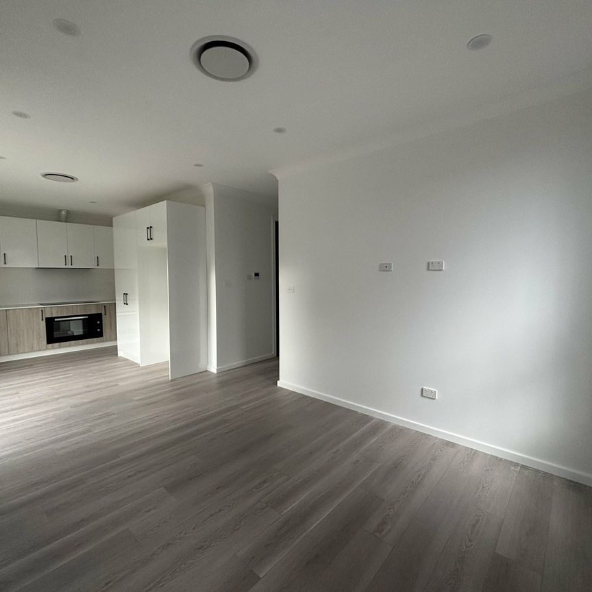 1 Warragamba Crescent, Jamisontown NSW - Photo 1