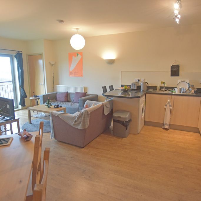 2 Bedroom Apartment - Photo 1