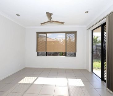 Large Modern Home with Pool & Park Across The Road - Side Access - Photo 4