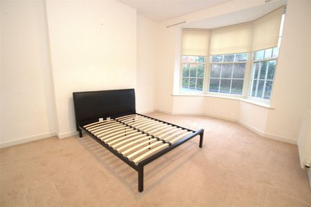 2 bedrooms Apartment for Sale - Photo 4