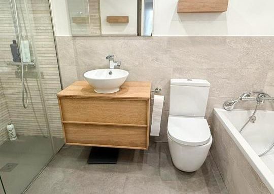 Golden Beach, Marbella Este, Marbella, Andalusia 29604