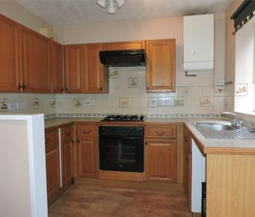 2 Bedroom Semi-Detached House - Photo 4