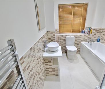 2 bedroom apartment to rent - Photo 6