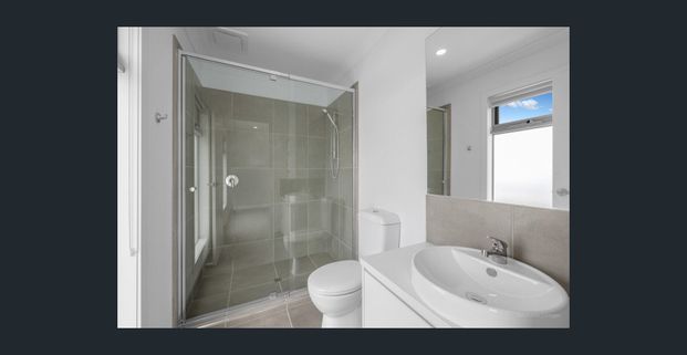 Everyday comfort in Clyde! - Photo 1