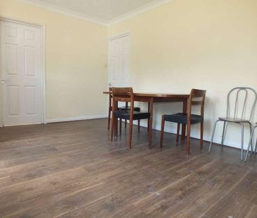 Linden Road, South Reading, Berkshire, RG2 - Photo 5