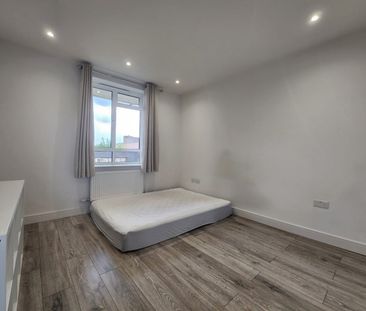 1 Bed Flat, Cameron House, NW8 - Photo 3