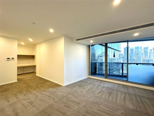 2111/81 City Road - Photo 1