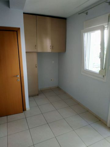 Studio/Γκαρσονιέρα για ενοικίαση Κολοκοτρώνη (Συκιές) - Photo 3