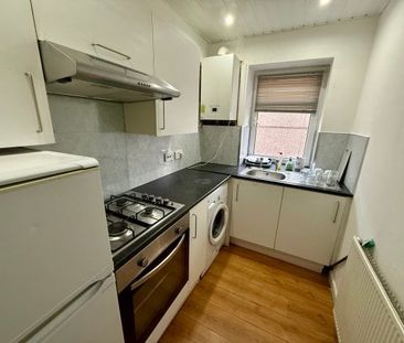 Bell Street, Airdrie, ML6 - Photo 4