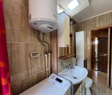 Apartament 3 camere - ideal pentru studente/colege, zona linistita ... - Fotografie 1