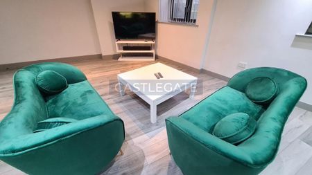 5 bedroom flat share to rent - Photo 4