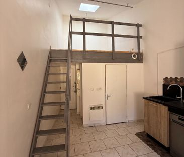 Location Appartement 1 pièce 27m² - Photo 4