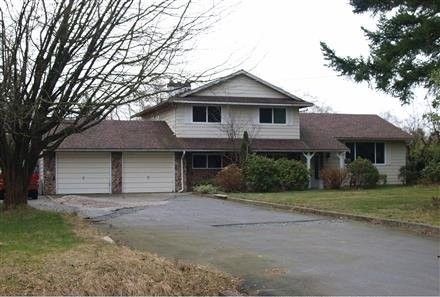 Grandview 1.25 Acre 4 Bedrooms House - Photo 2