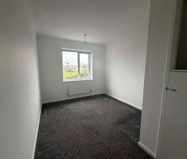 The Oval, Blyth, NE24 - Photo 1