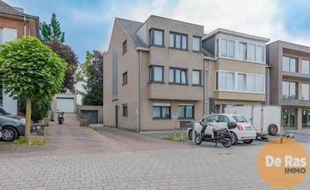 WETTEREN - Appartement nabij station met 2 slaapkamers - Foto 2