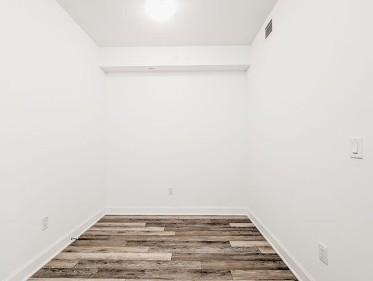 For Lease - 50 Lakebreeze Drive Unit# 109, Clarington, Ontario - Photo 1