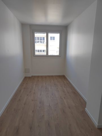 Location Appartement 5 Pièces 95 m² - Photo 2