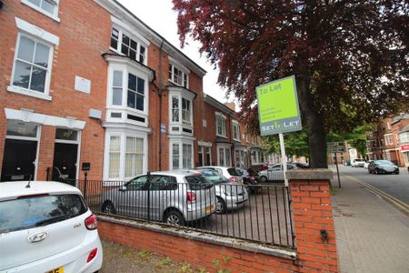 Studio to rent - Photo 5