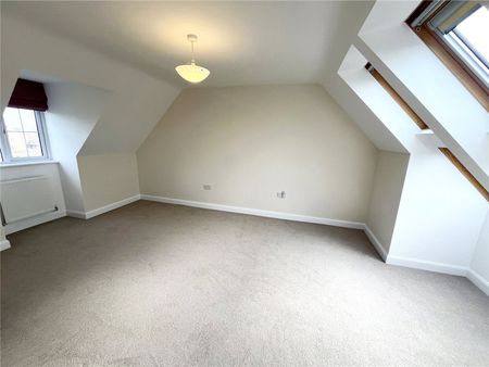 5 Bedroom House To Rent - Photo 4