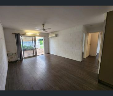 2/6 Alfred Street, Aitkenvale, Qld 4814 - Photo 3